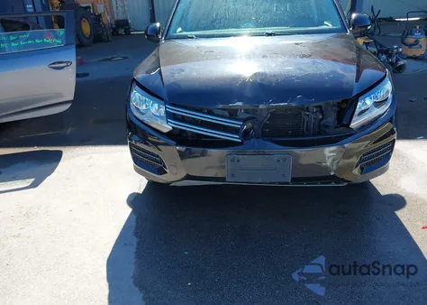 2013 Volkswagen Tiguan S from USA, damaged, VIN WVGAV7AX1DW528395